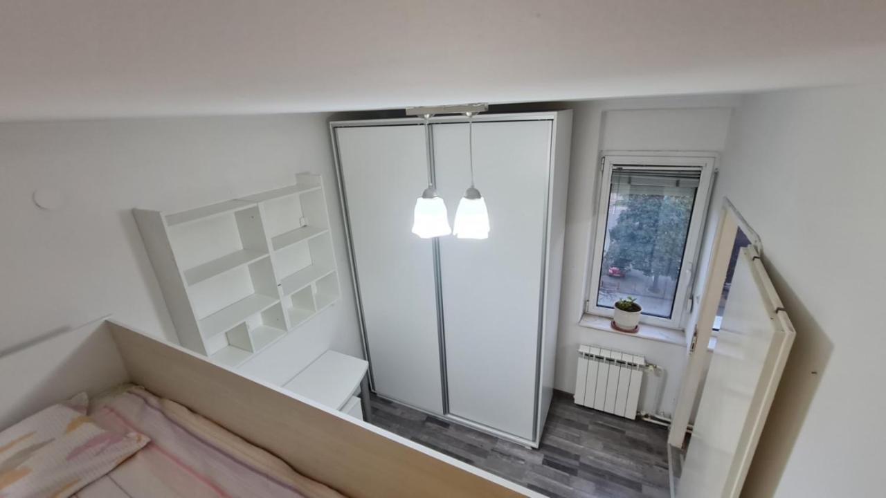 Center Cosy Apartment スコピエ エクステリア 写真