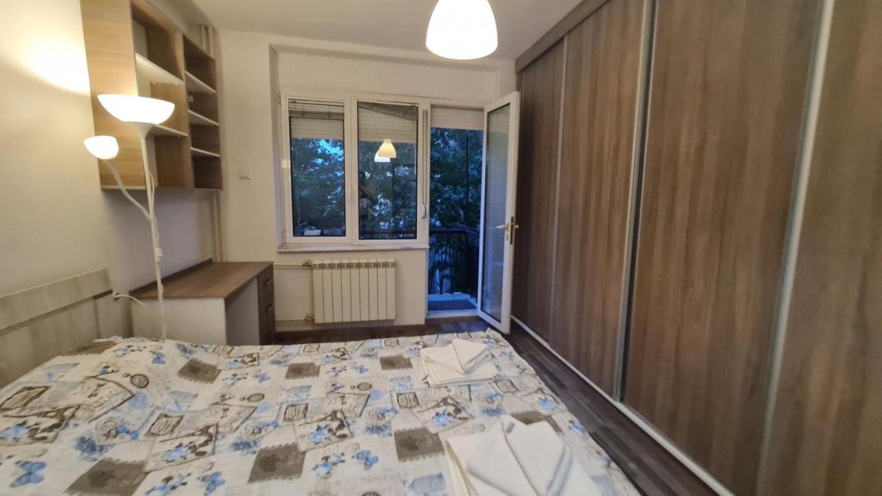Center Cosy Apartment スコピエ エクステリア 写真